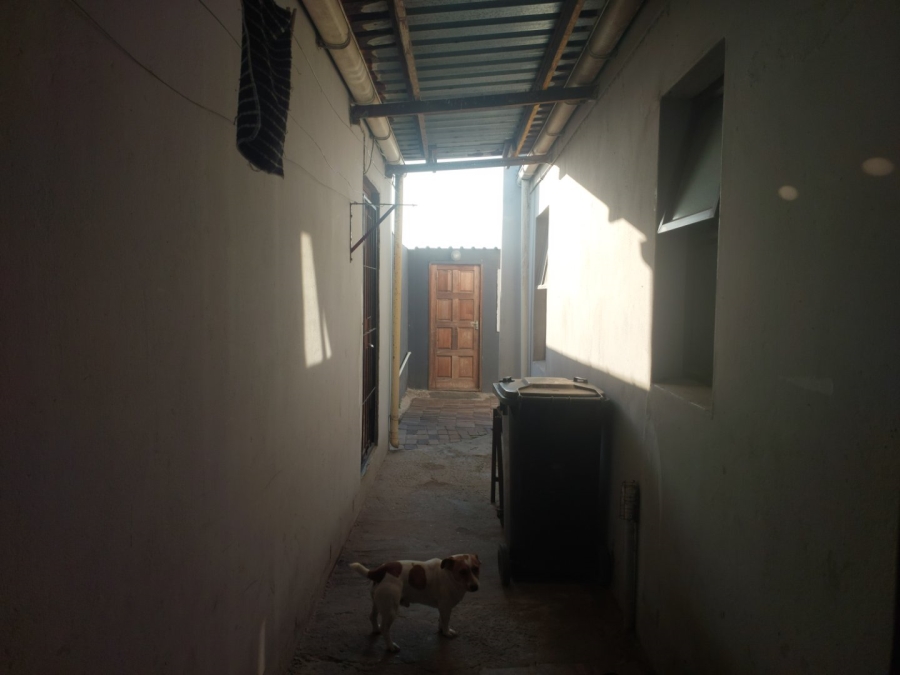 3 Bedroom Property for Sale in New Macassar Western Cape